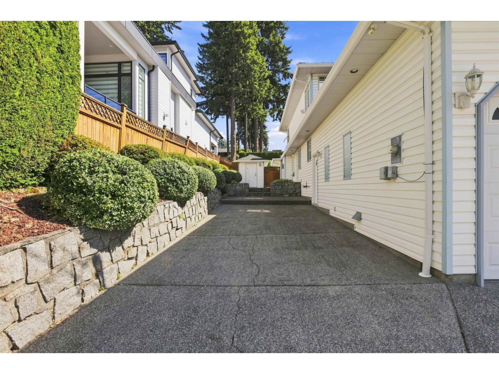 7842 108 Street Property Photo 34