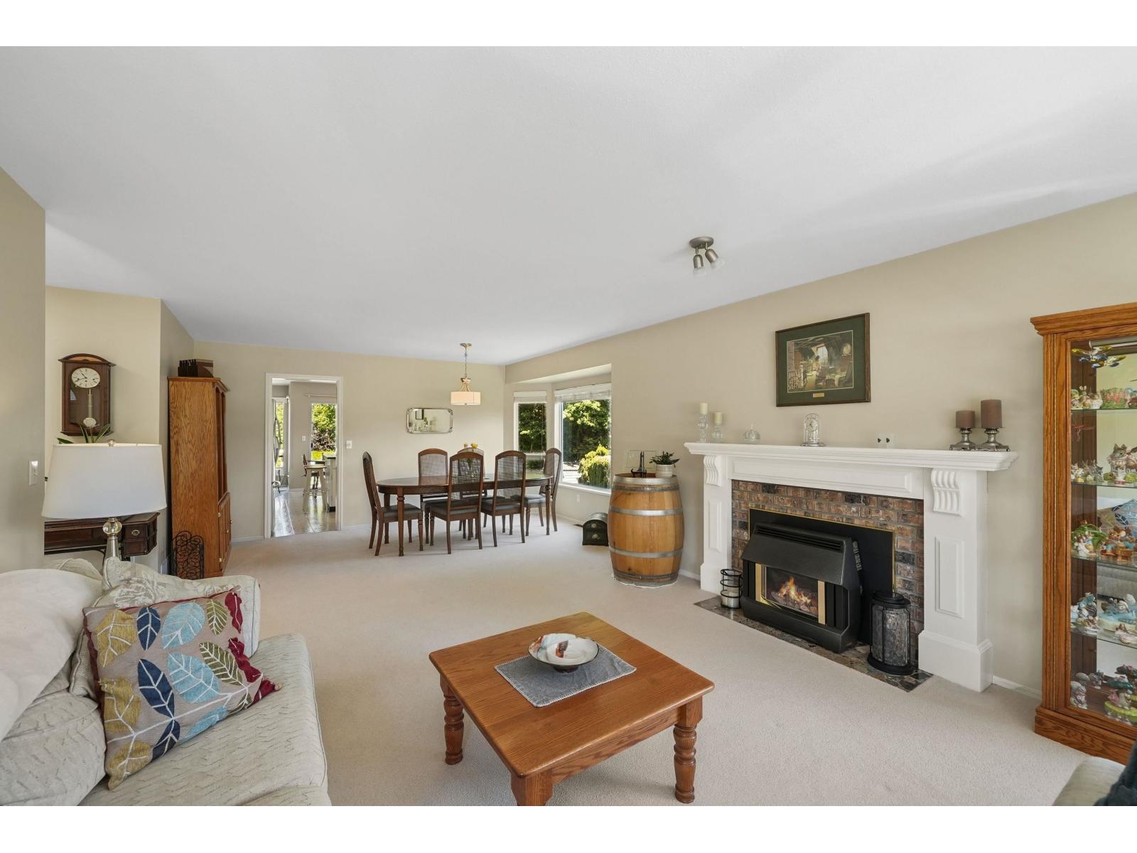 5742 190 Street Property Photo 5