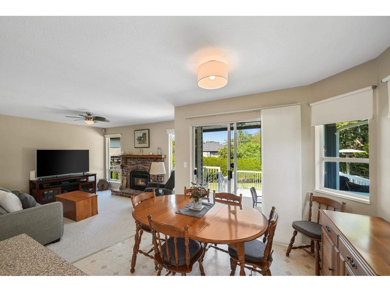 5742 190 Street Property Photo 11