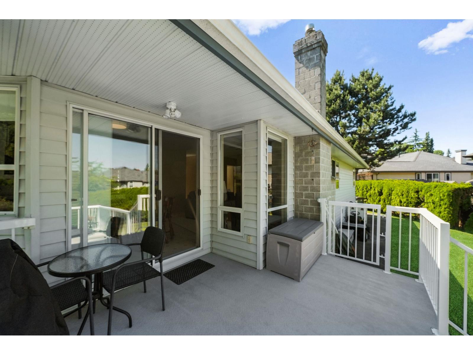 5742 190 Street Property Photo 21