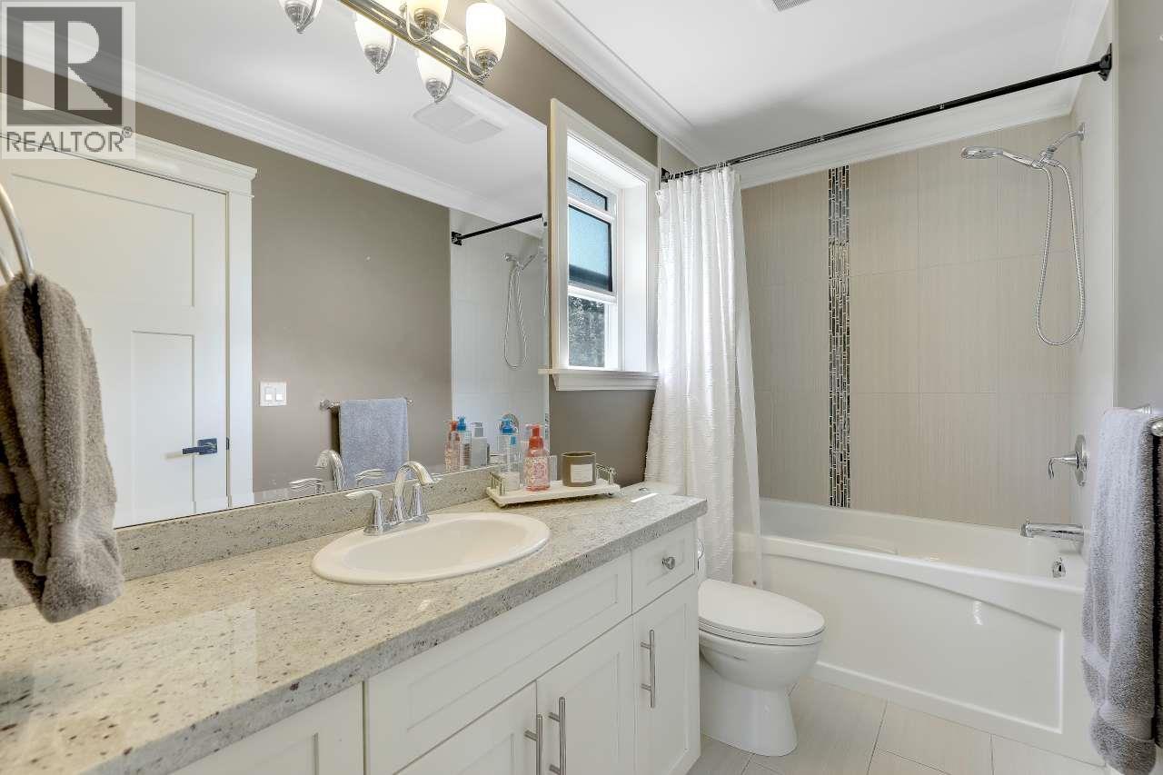 13422 235 Street Property Photo 23