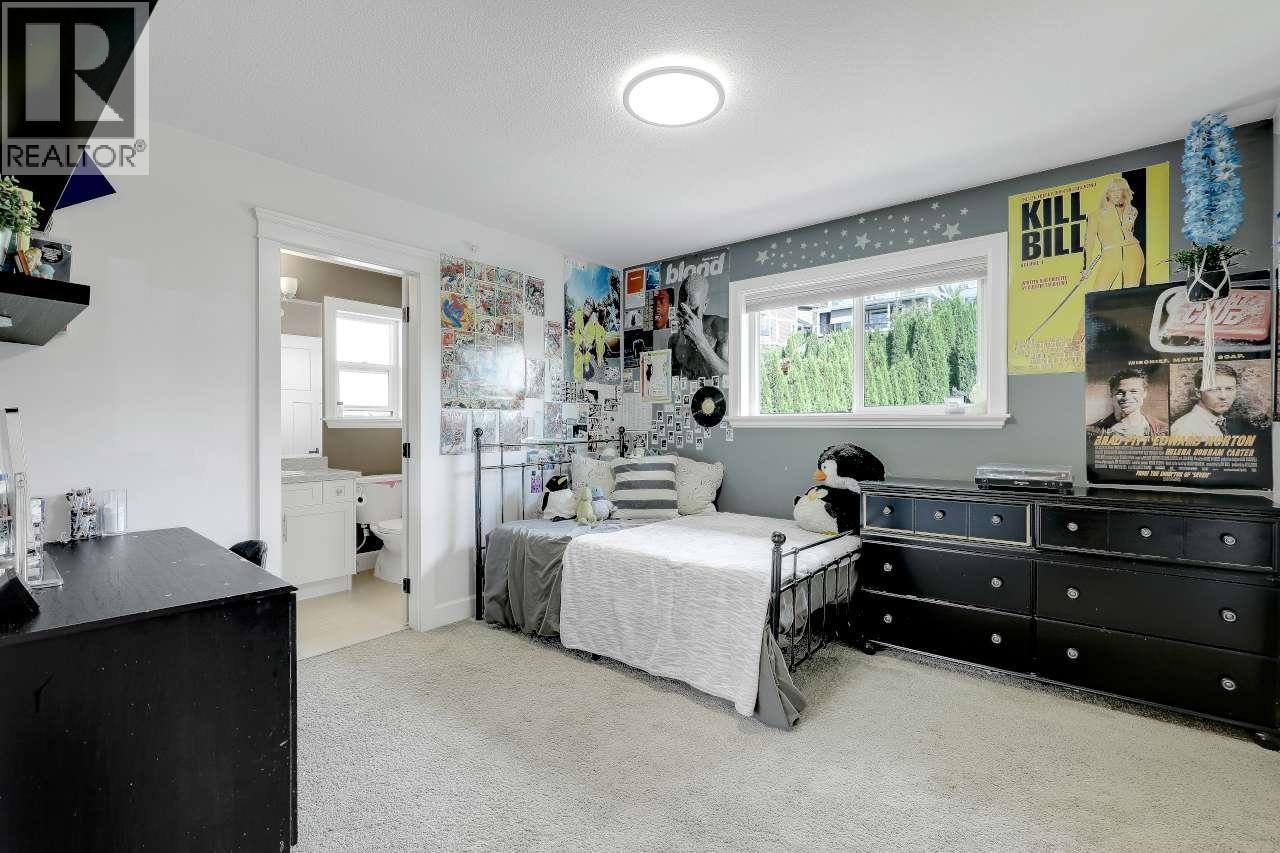 13422 235 Street Property Photo 24