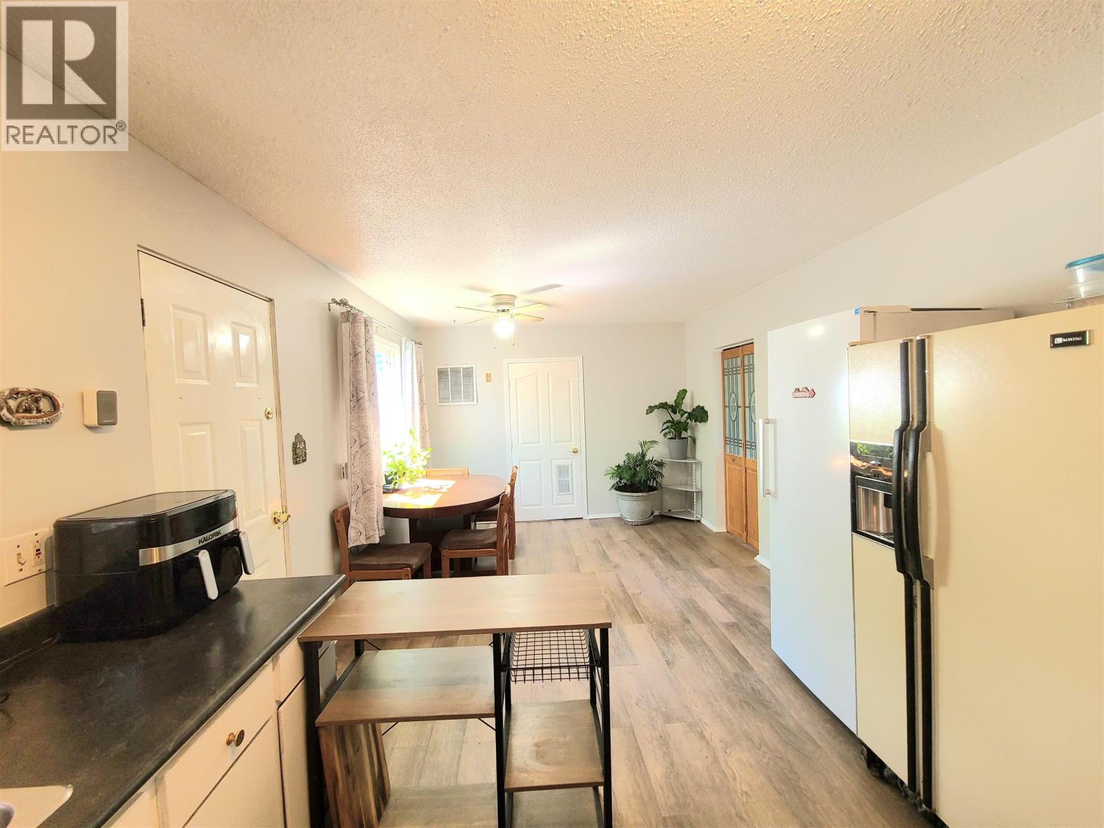 1385 Milburn Avenue Property Photo 10