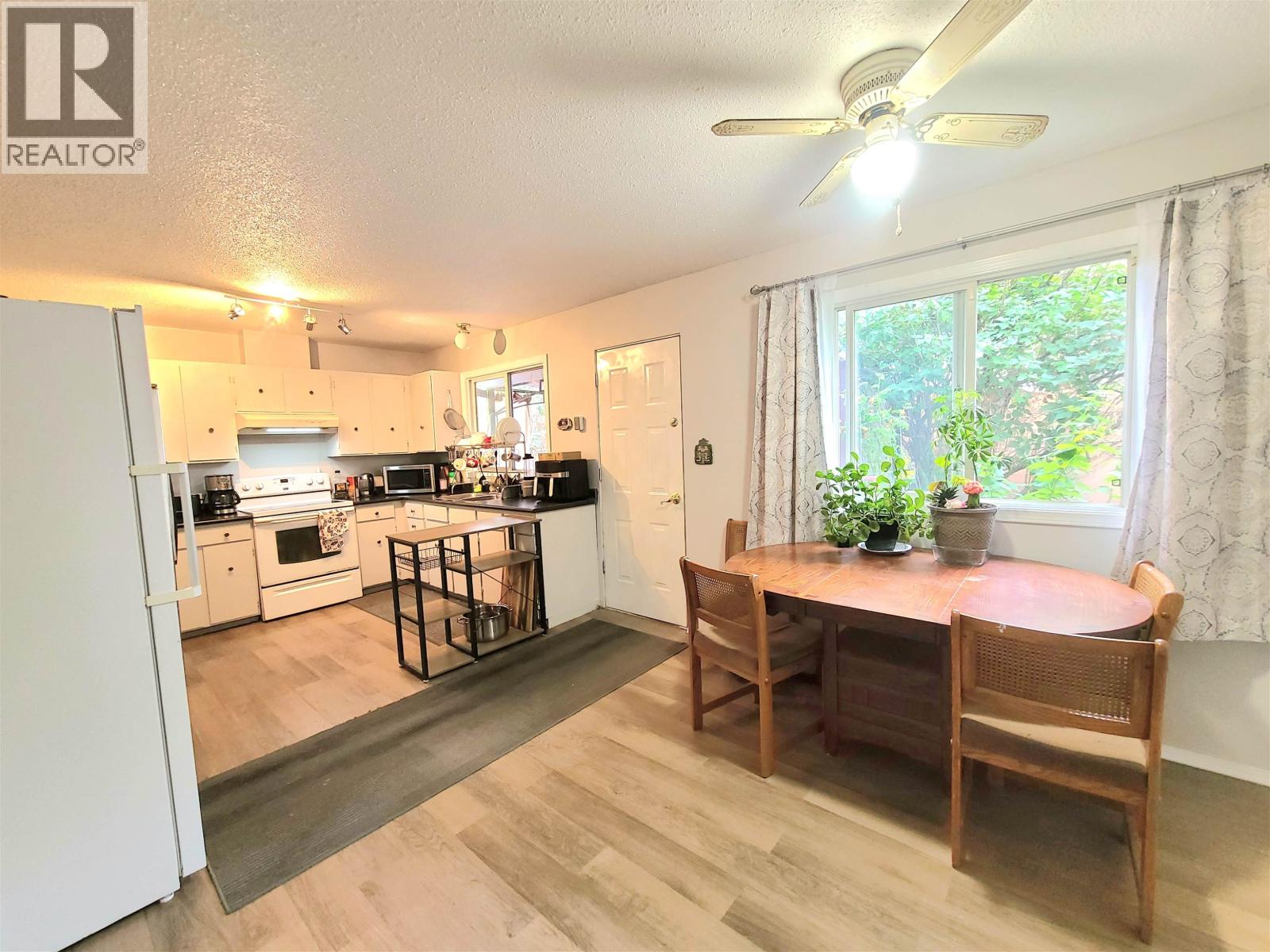1385 Milburn Avenue Property Photo 12