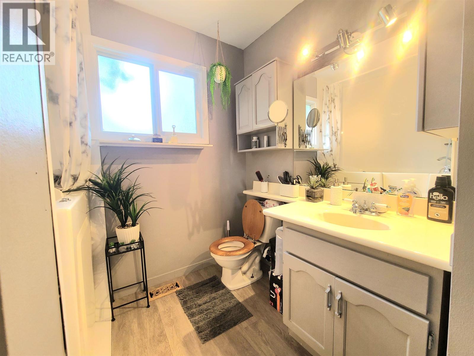 1385 Milburn Avenue Property Photo 13