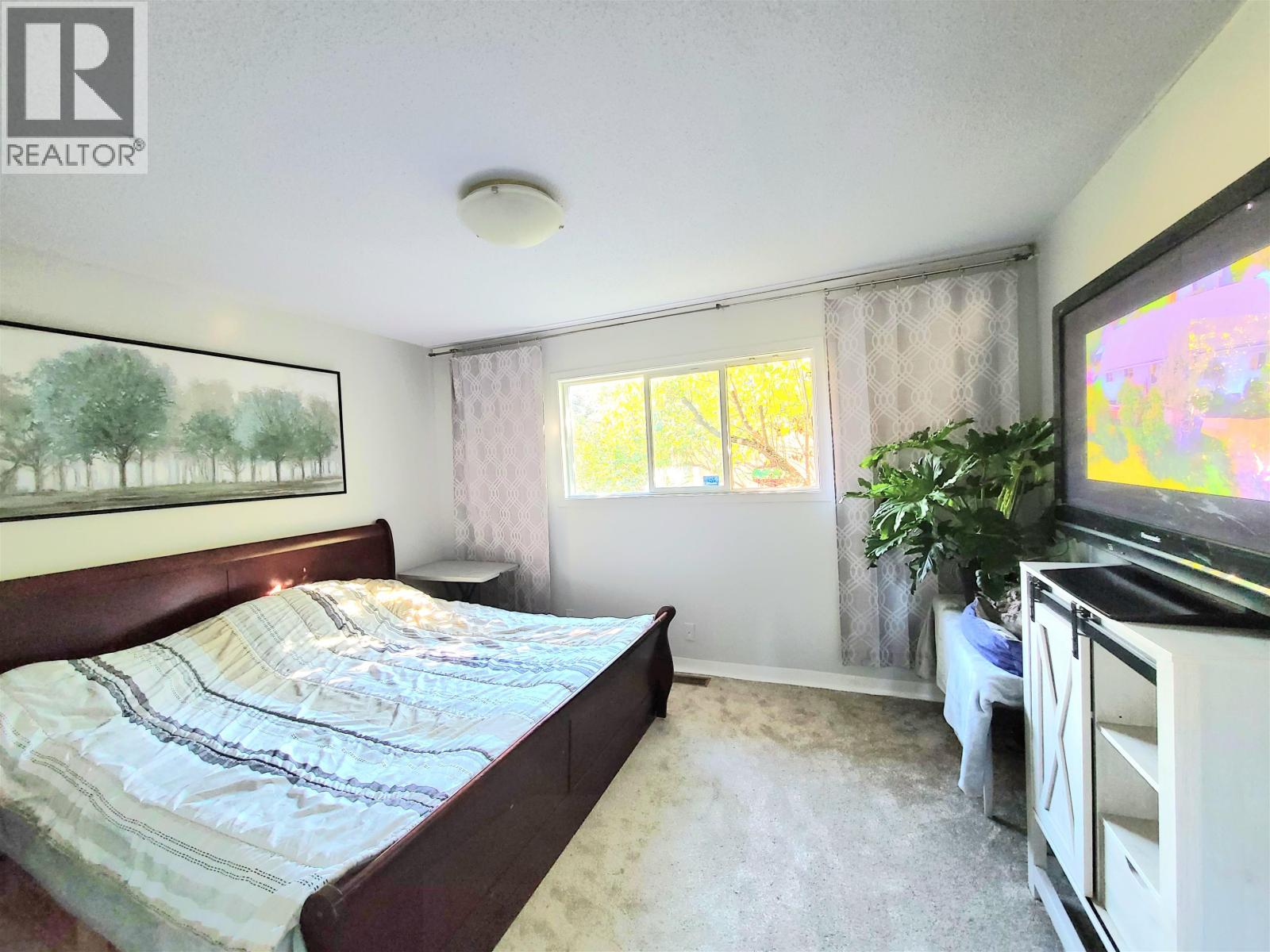1385 Milburn Avenue Property Photo 14