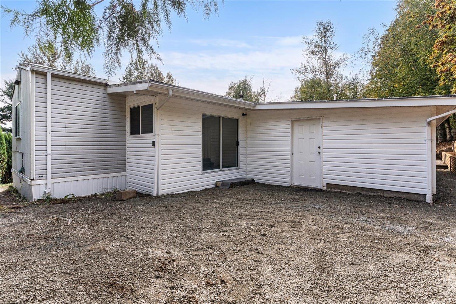 106 43201 Lougheed Highway Property Photo 30