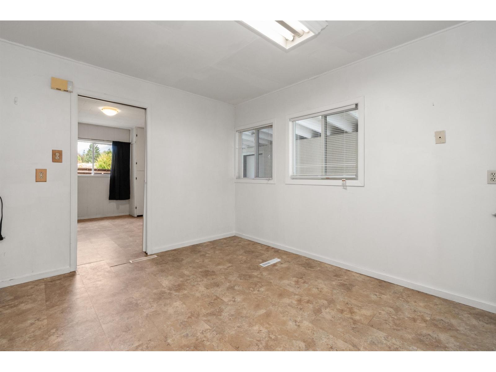 561 Thacker Avenue Property Photo 25