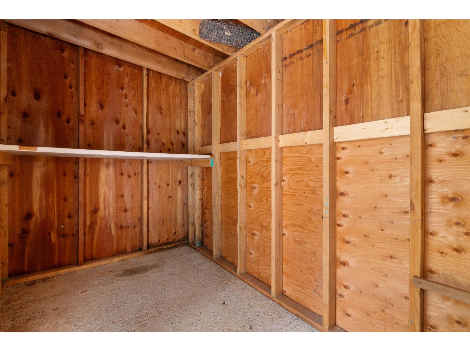 561 Thacker Avenue Property Photo 32
