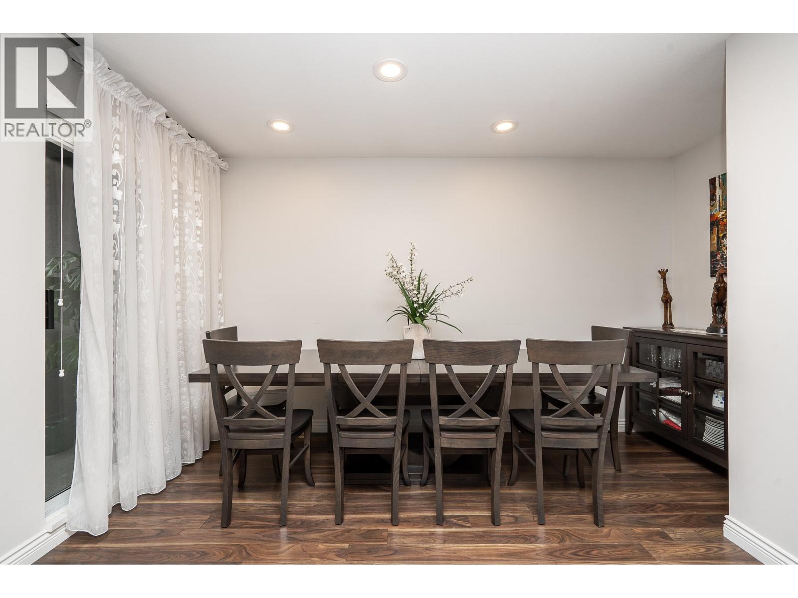43 2990 Panorama Drive Property Photo 14