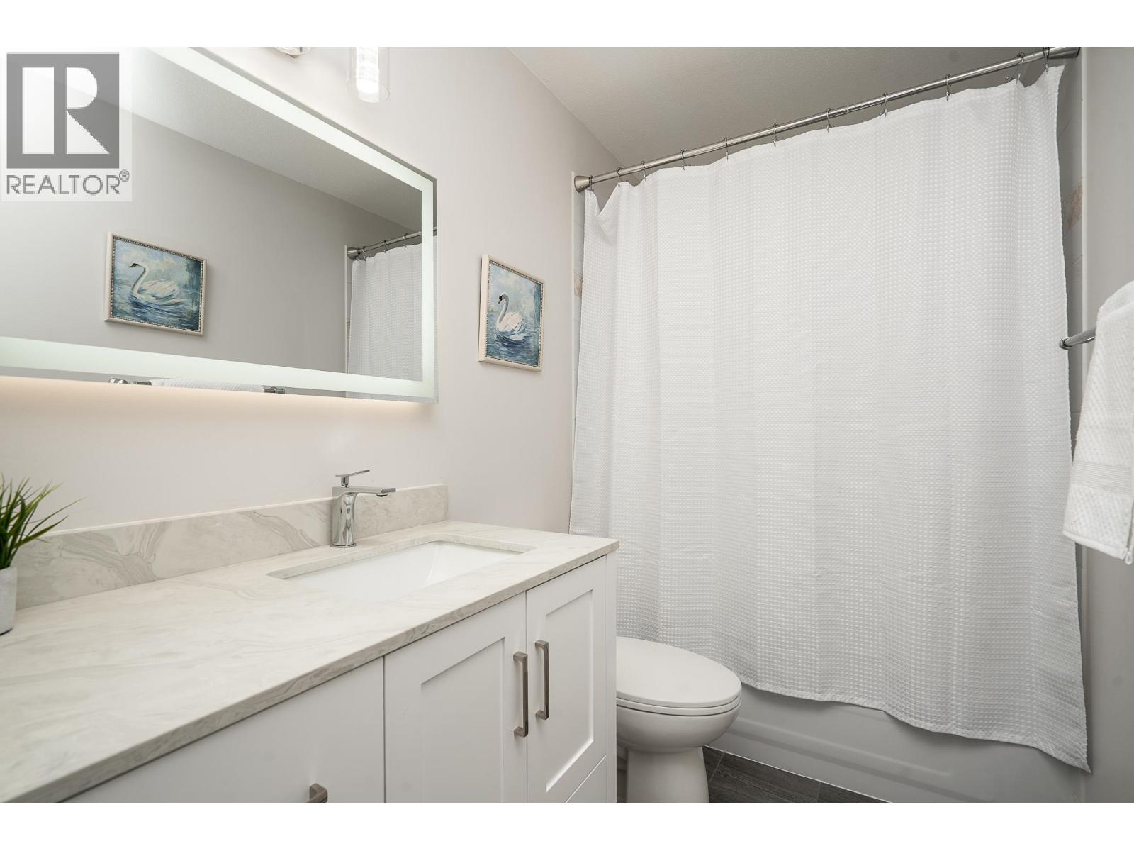 43 2990 Panorama Drive Property Photo 23