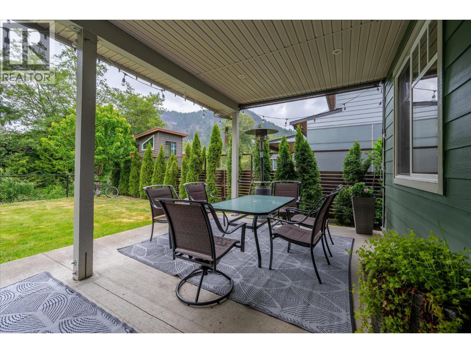 1545 Judd Road Property Photo 3