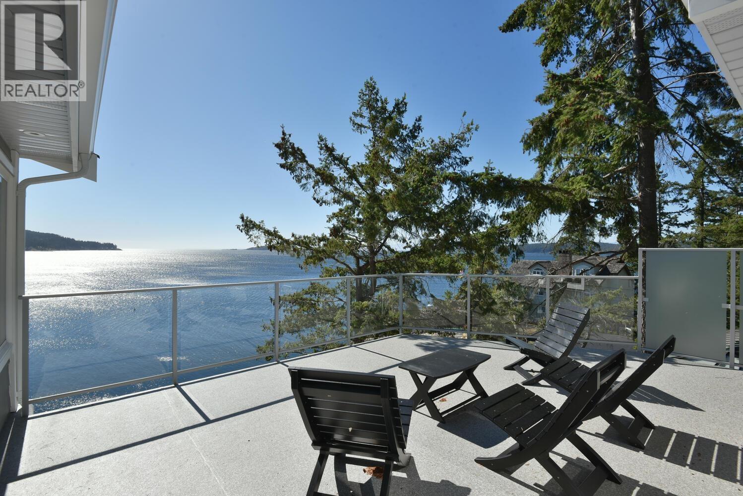 5350 Susan Way Property Photo 15
