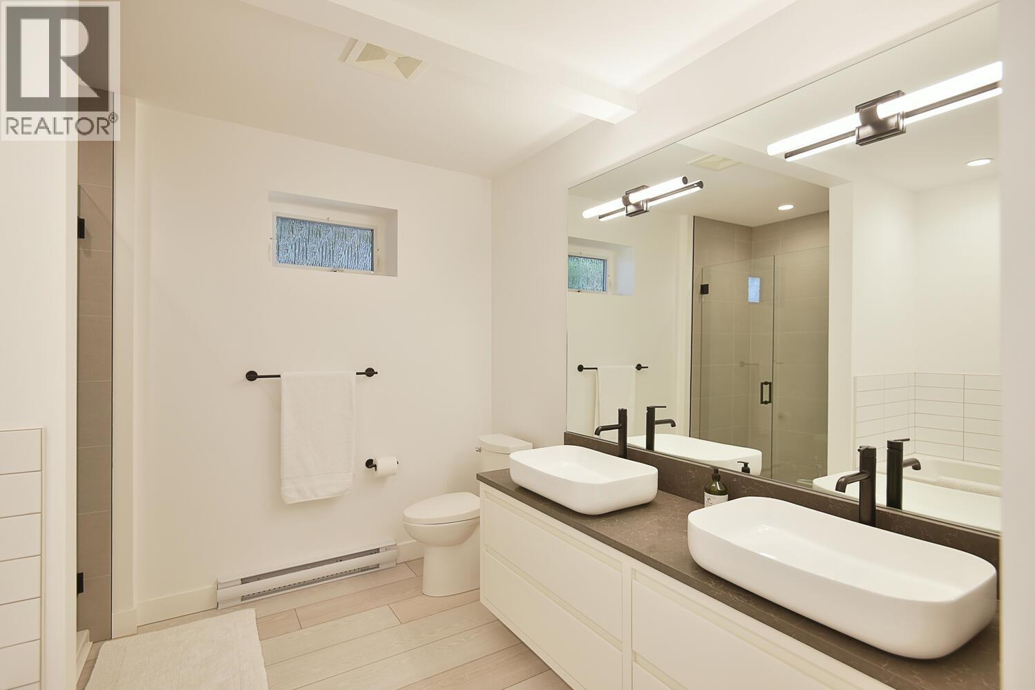 5350 Susan Way Property Photo 32