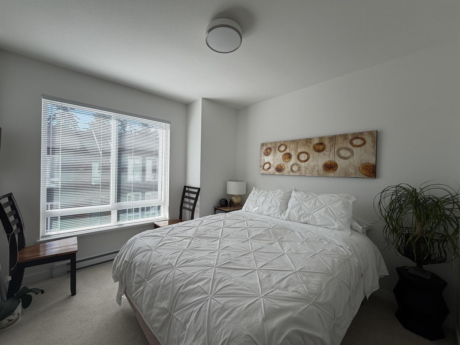 50 15828 27 Avenue Property Photo 5