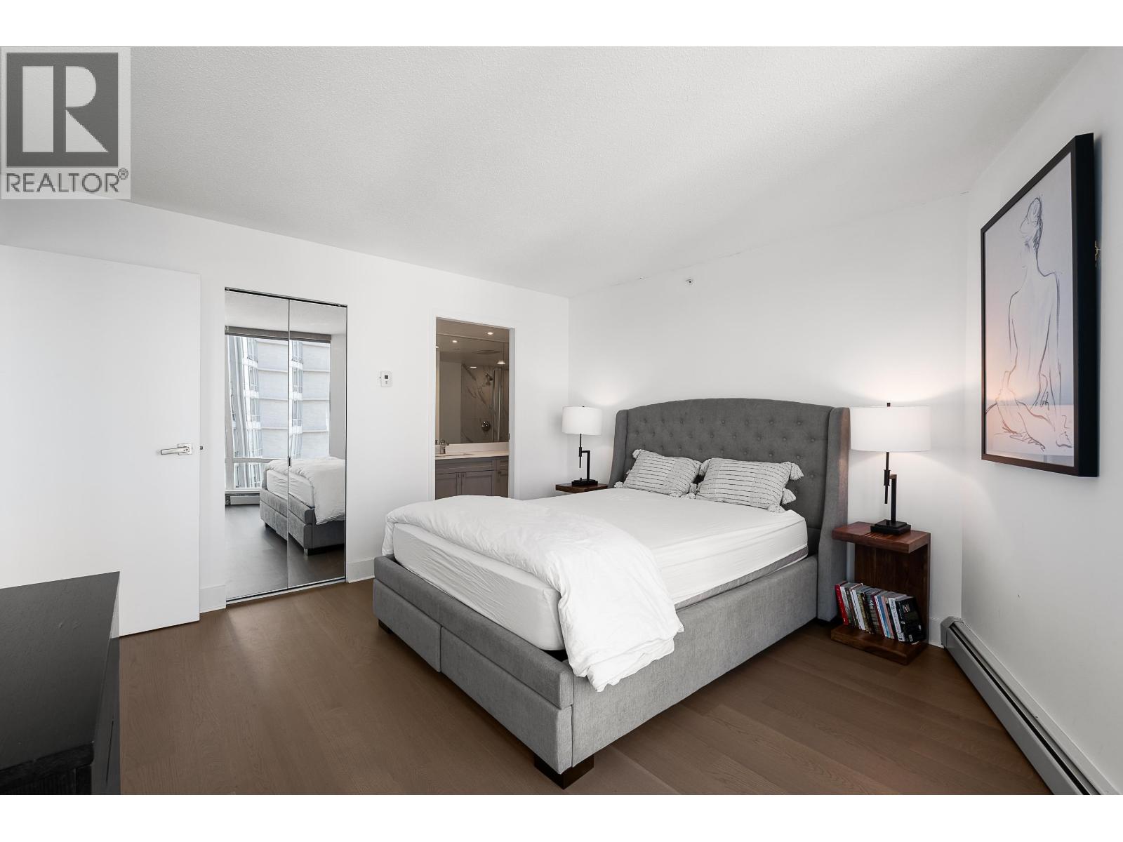 1202 1383 Marinaside Crescent Property Photo 14