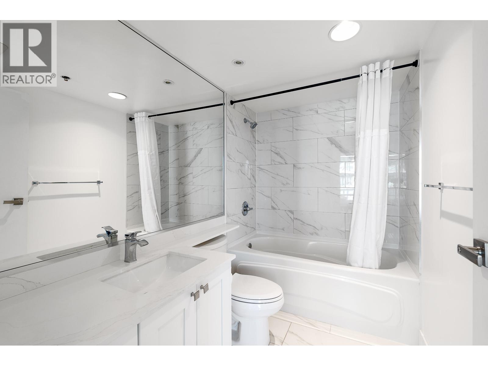 1202 1383 Marinaside Crescent Property Photo 20