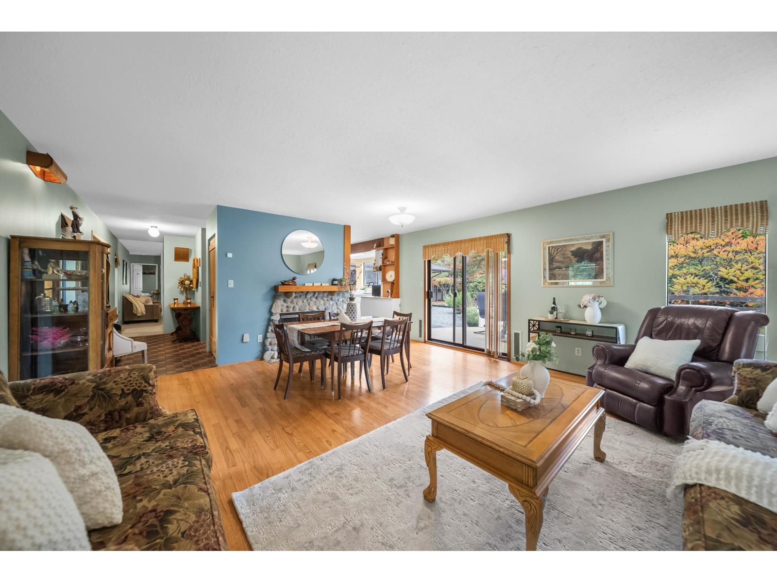 1240 224 Street Property Photo 11