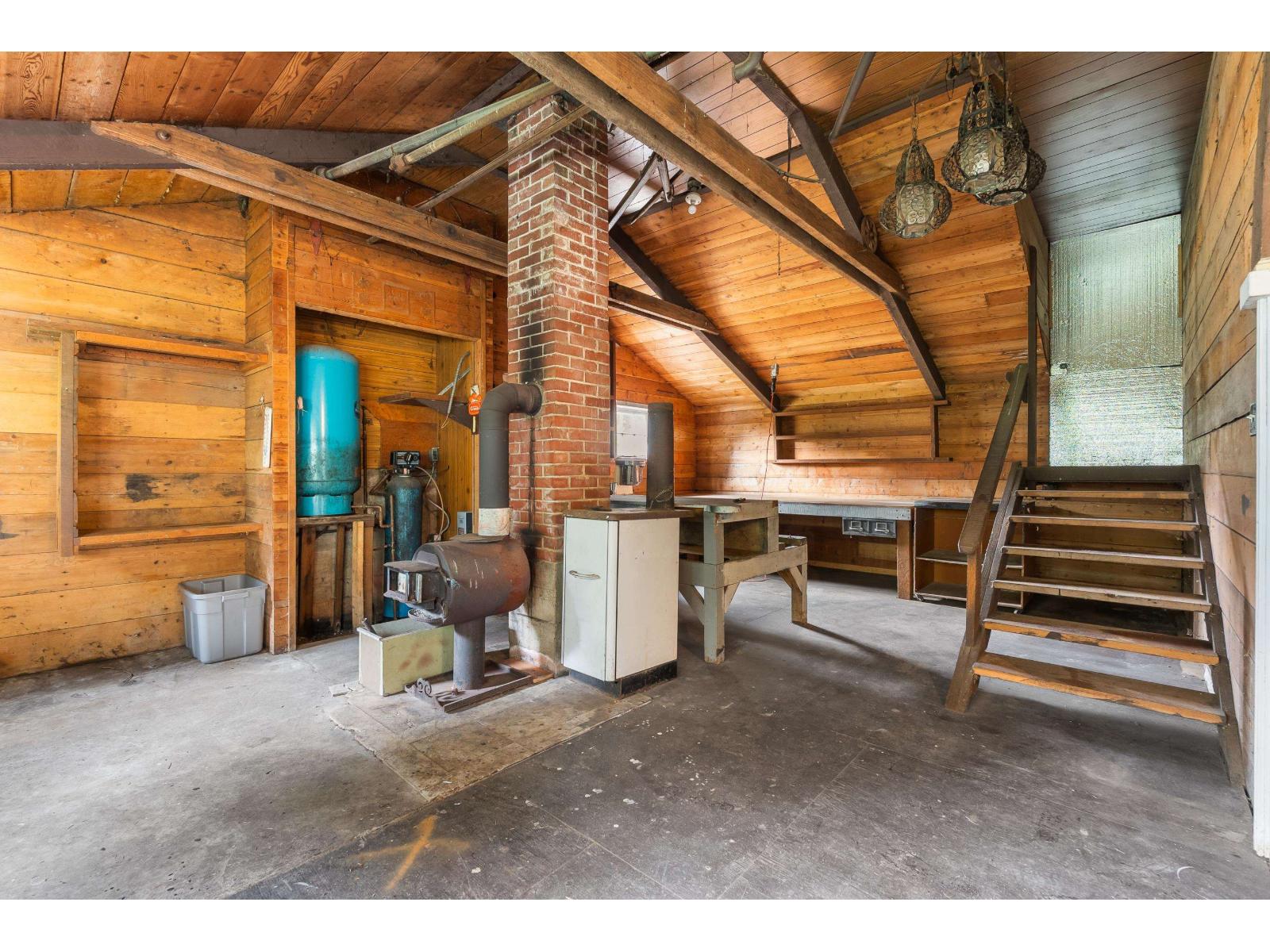 1240 224 Street Property Photo 38