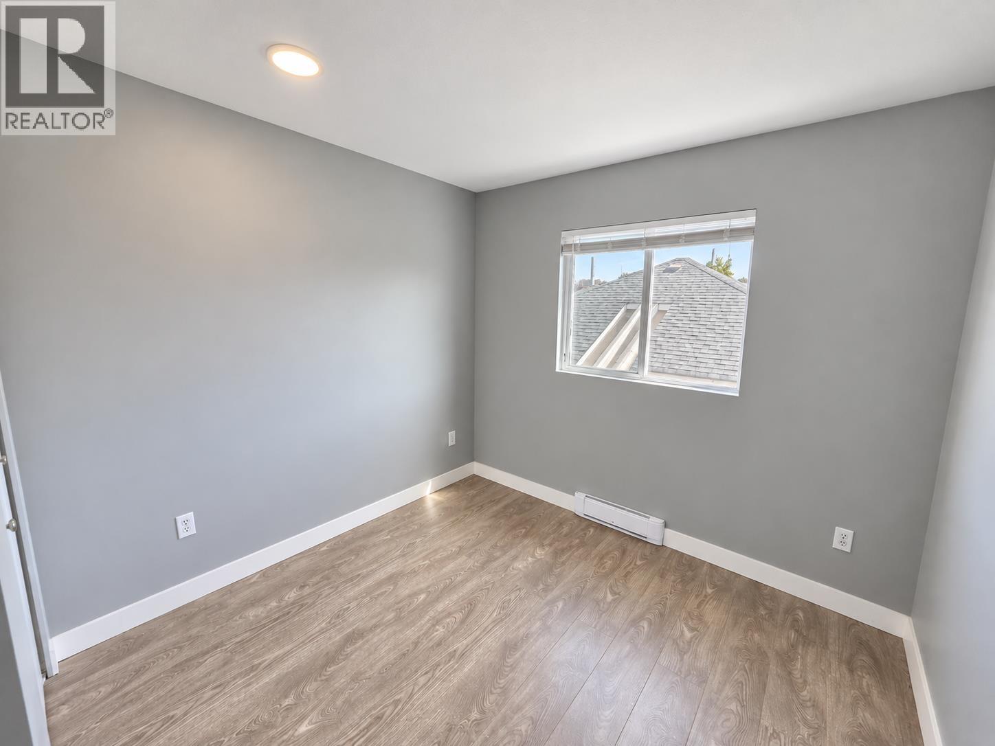 204 2211 No. 4 Road Property Photo 15