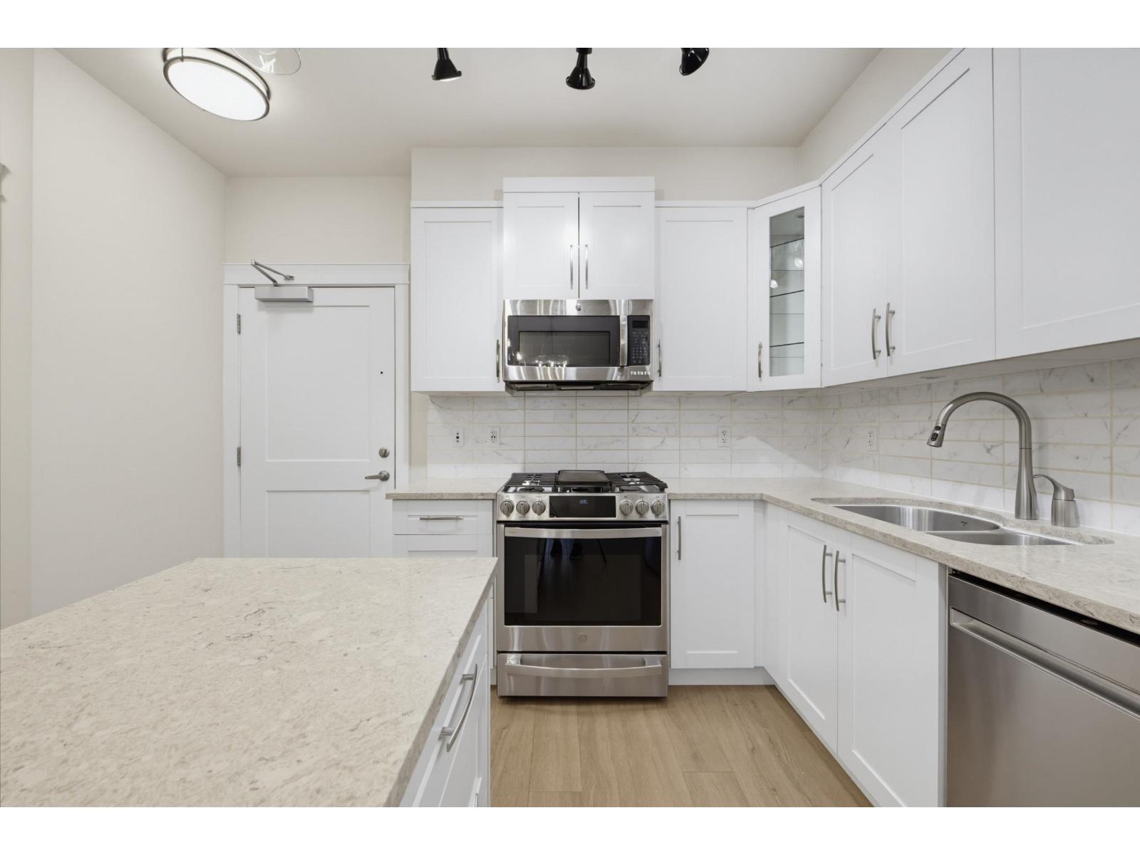 205 11077 Ravine Road Property Photo 15