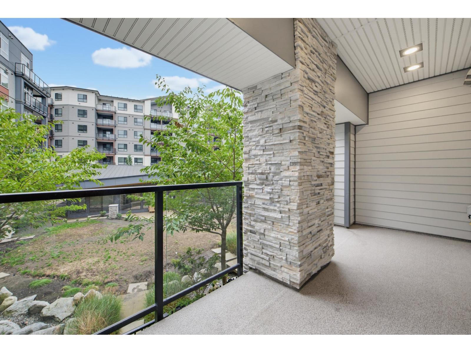 205 11077 Ravine Road Property Photo 17