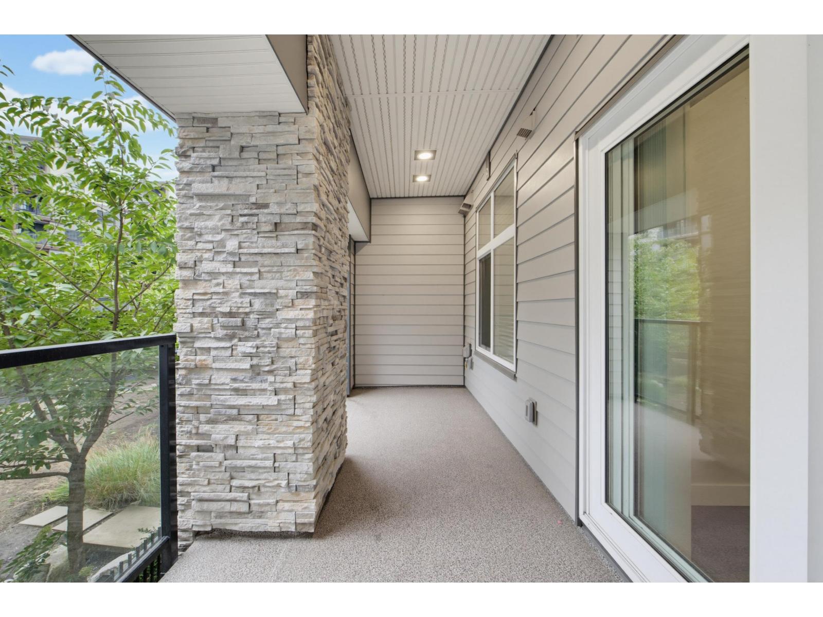 205 11077 Ravine Road Property Photo 18