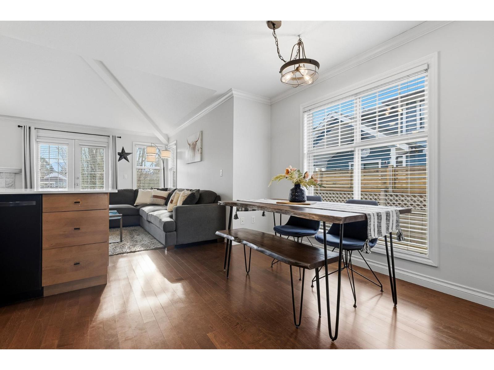46150 Riverside Drive #4 Property Photo 8