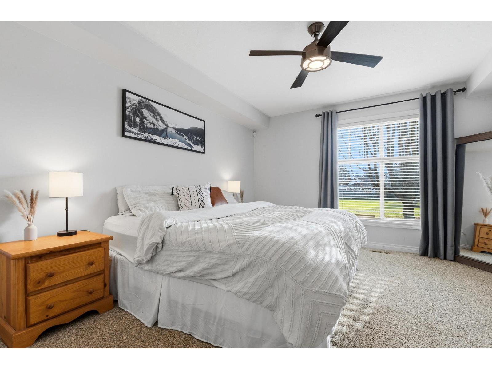 46150 Riverside Drive #4 Property Photo 19