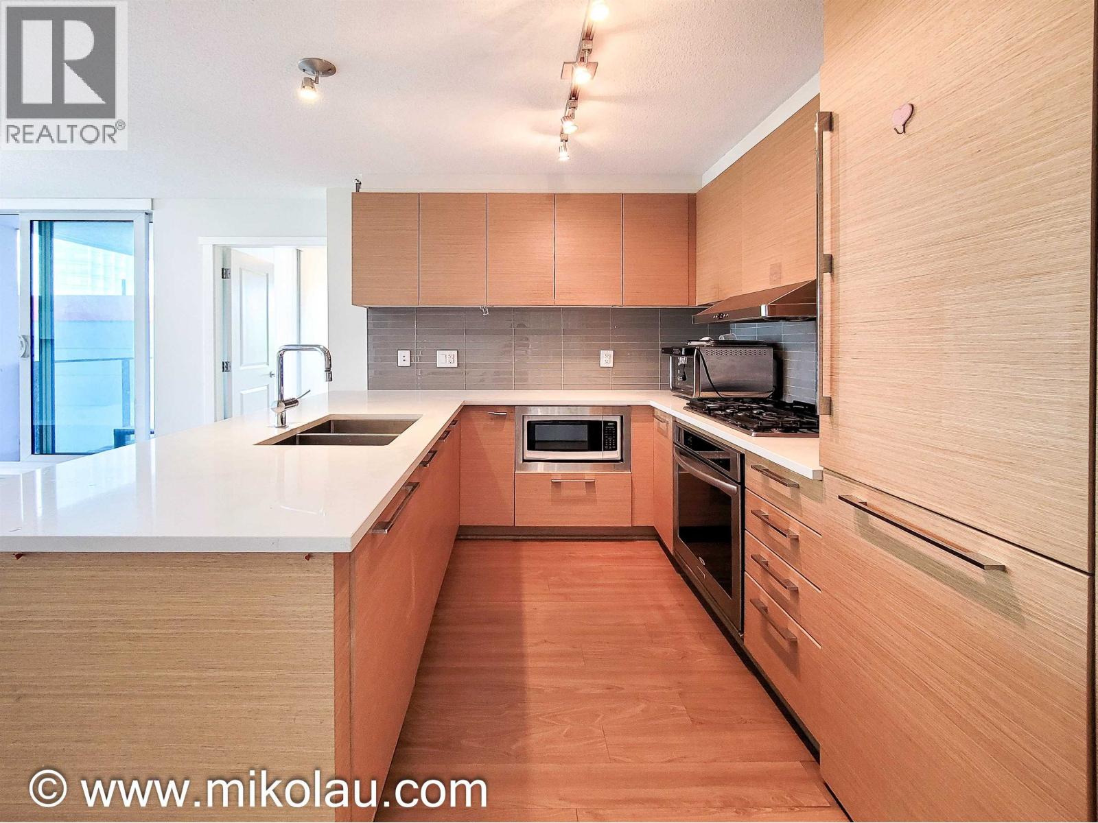 3xx 6658 Dow Ave Property Photo 13