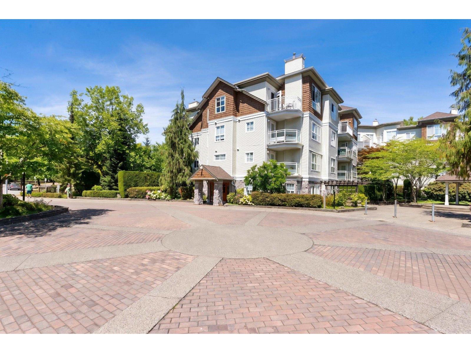 311 10188 155 Street Property Photo 25