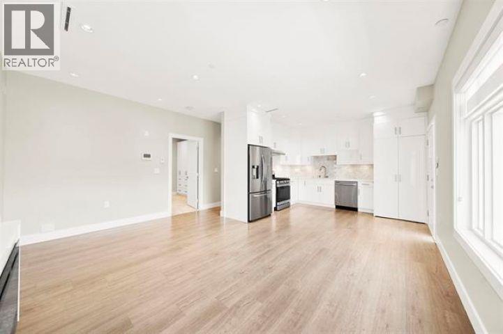 3128 Kings Avenue Property Photo 6