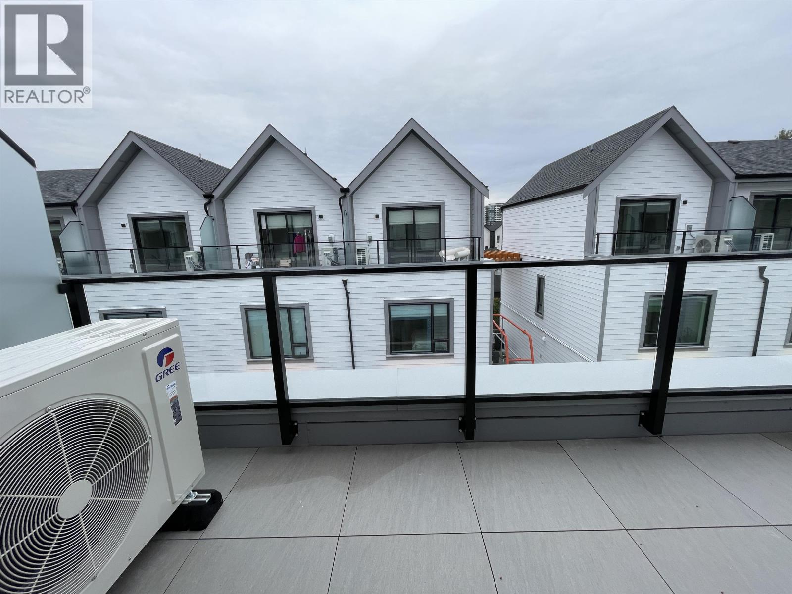 Th22 8899 Spires Road Property Photo 25