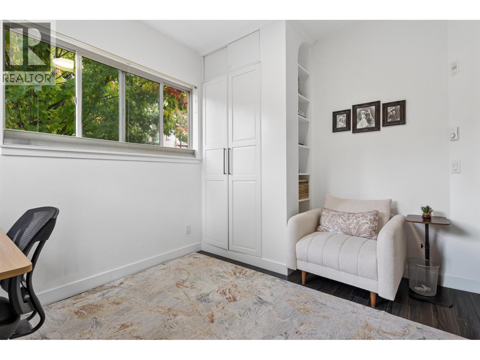 881 Salsbury Drive Property Photo 17