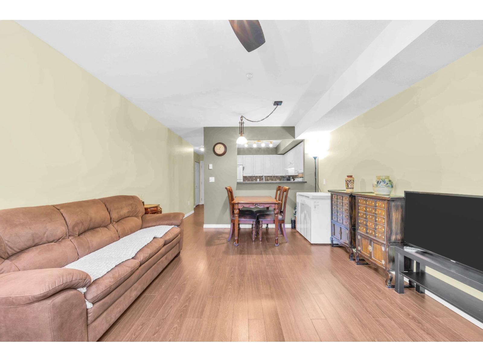 206 14355 103 Avenue Property Photo 9