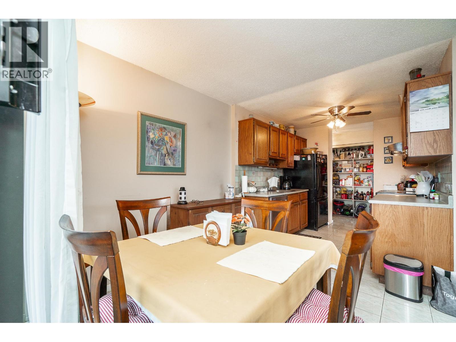 2503 3737 Bartlett Court Property Photo 11
