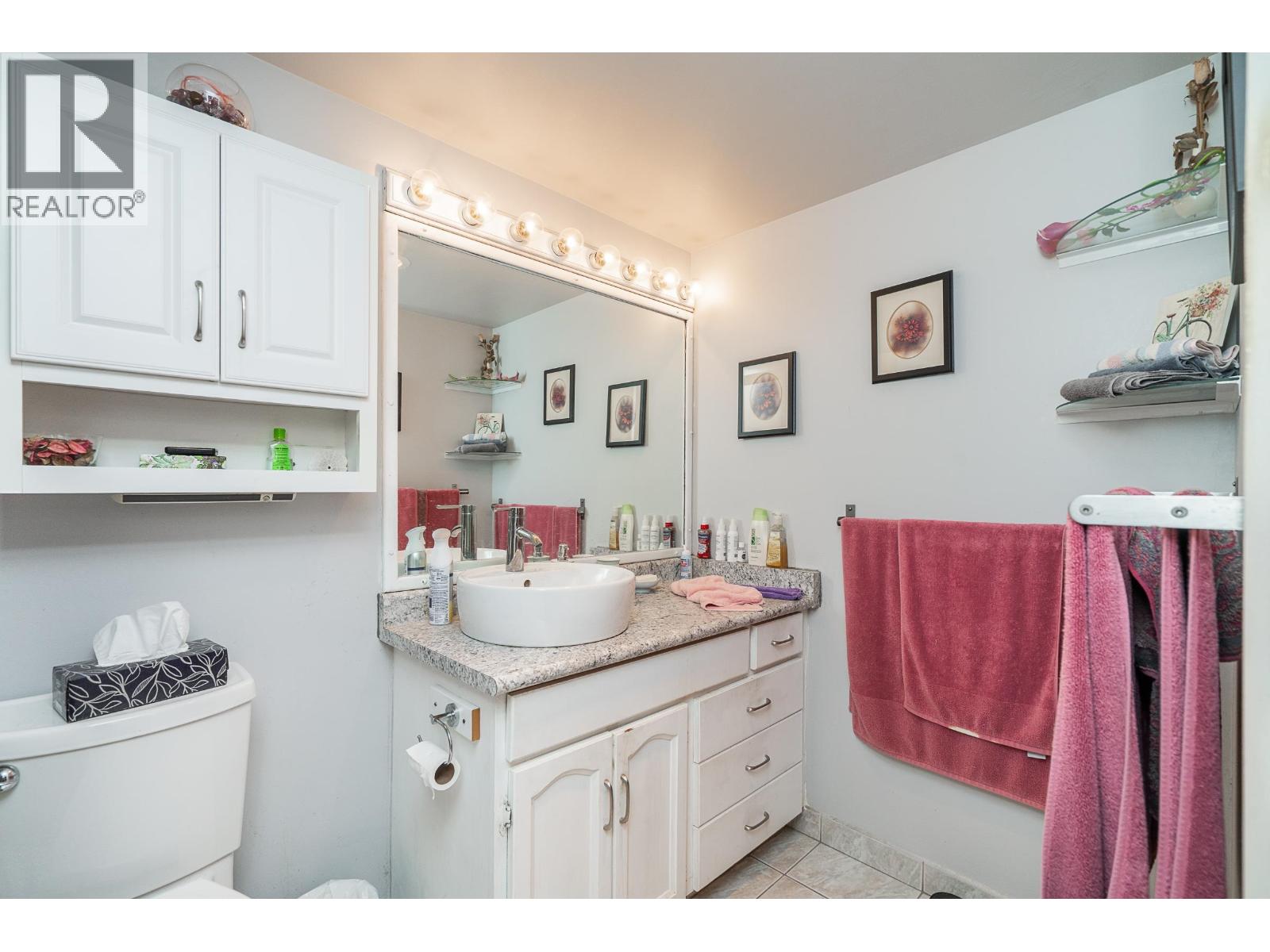 2503 3737 Bartlett Court Property Photo 22