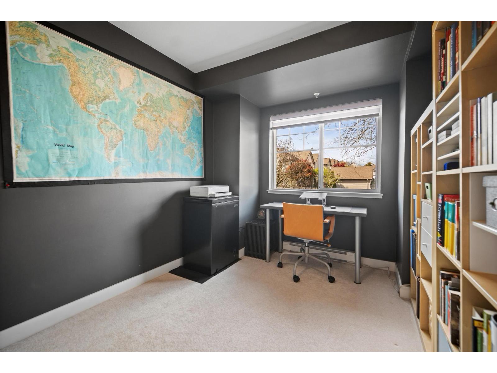 210 19320 65 Avenue Property Photo 17
