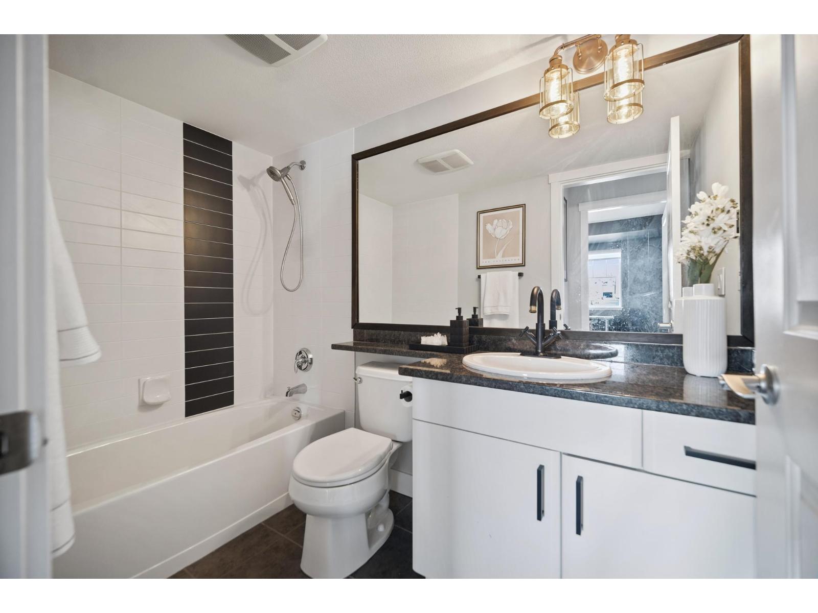 210 19320 65 Avenue Property Photo 18