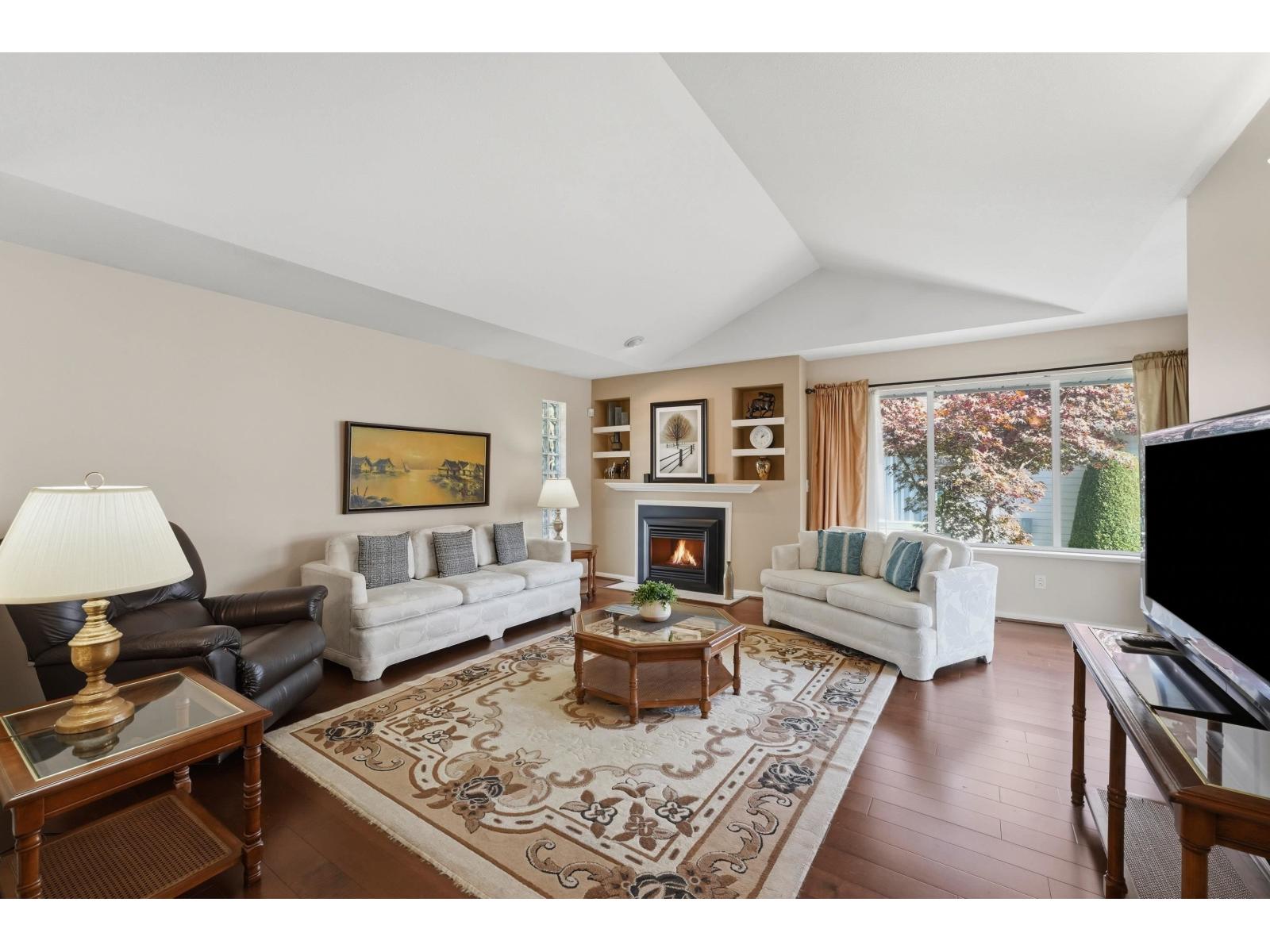 107 10172 141 Street Property Photo 1