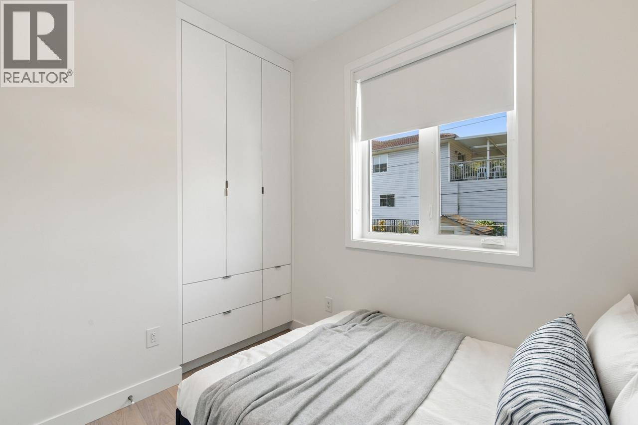 1 3183 Graveley Street Property Photo 25