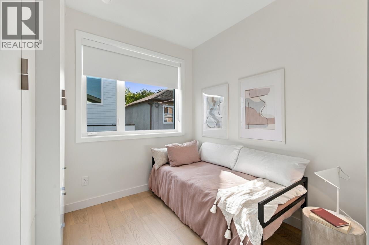 1 3183 Graveley Street Property Photo 26