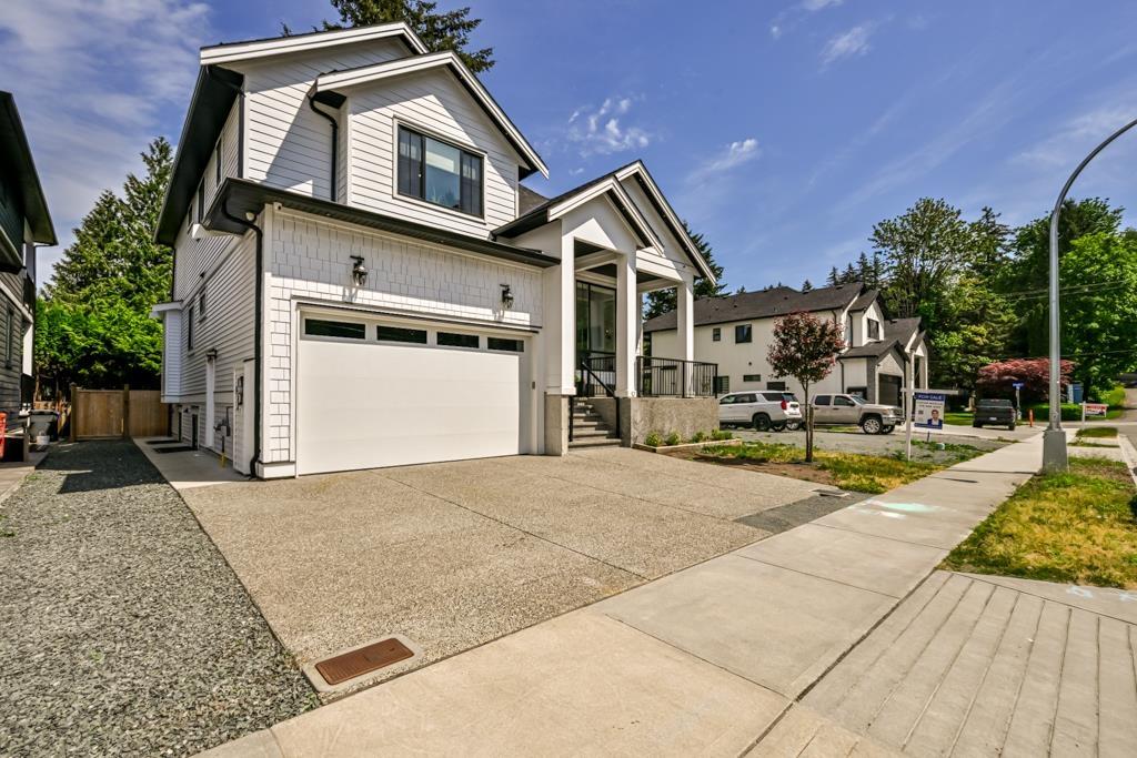 33979 Walnut Avenue Property Photo 2