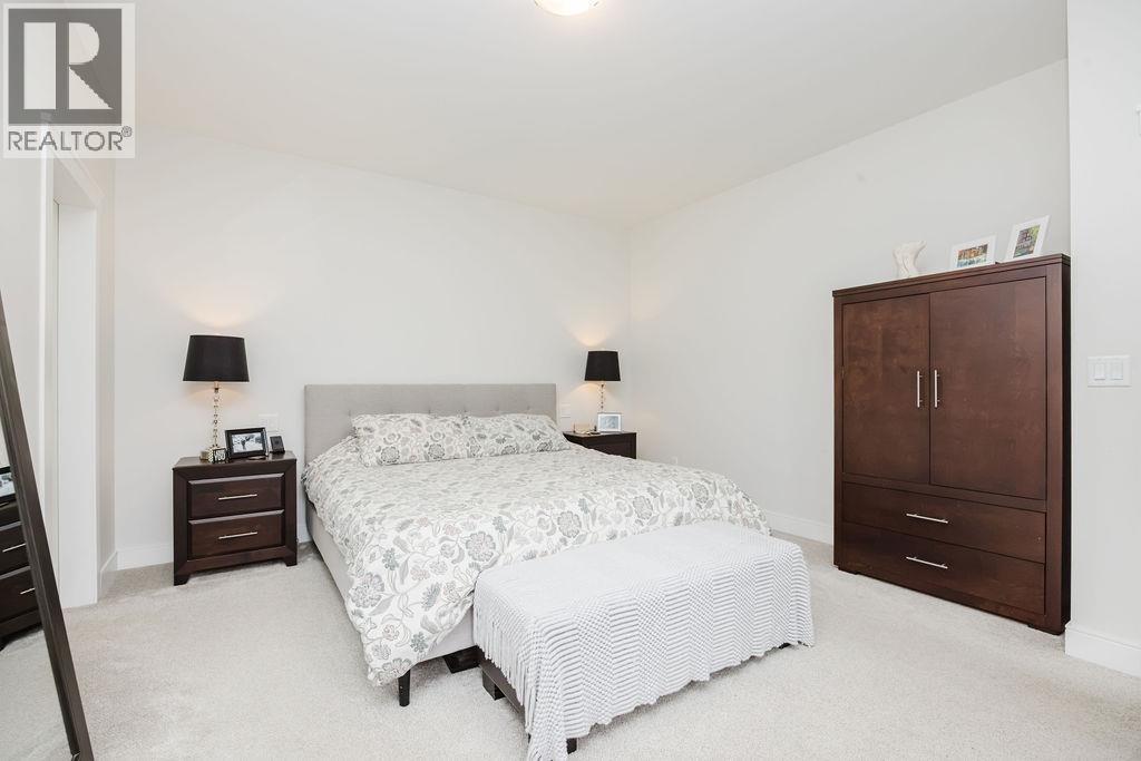 420 Solaz Place Property Photo 17