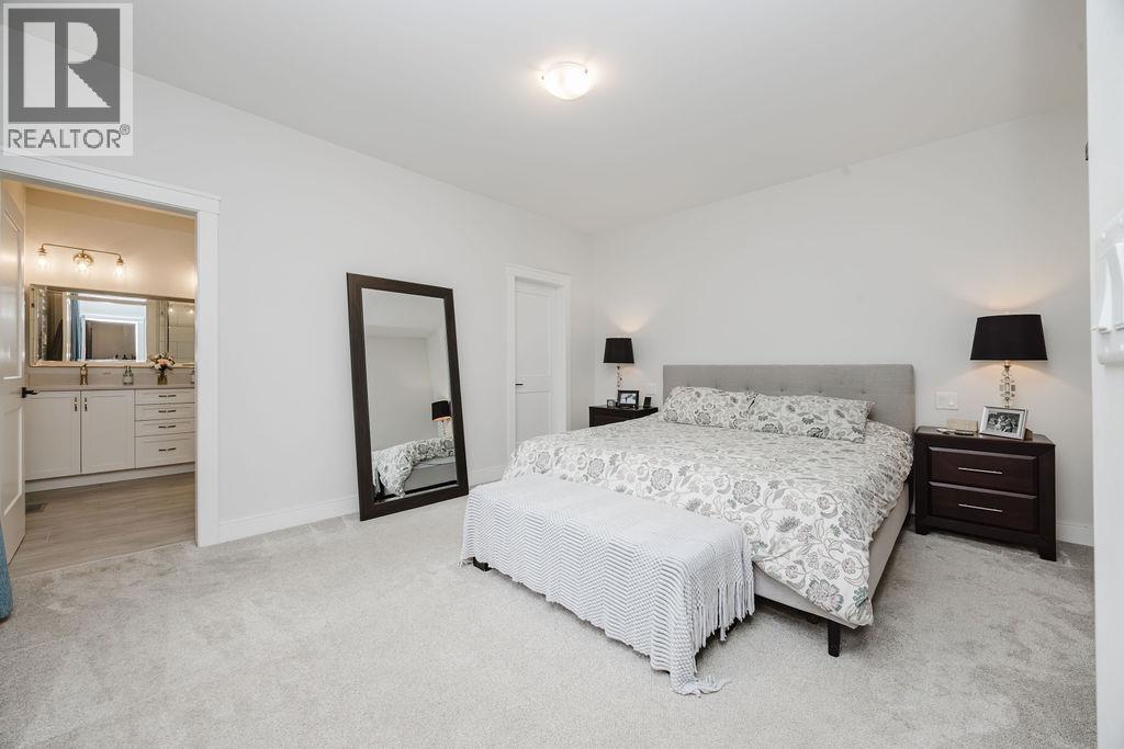 420 Solaz Place Property Photo 18