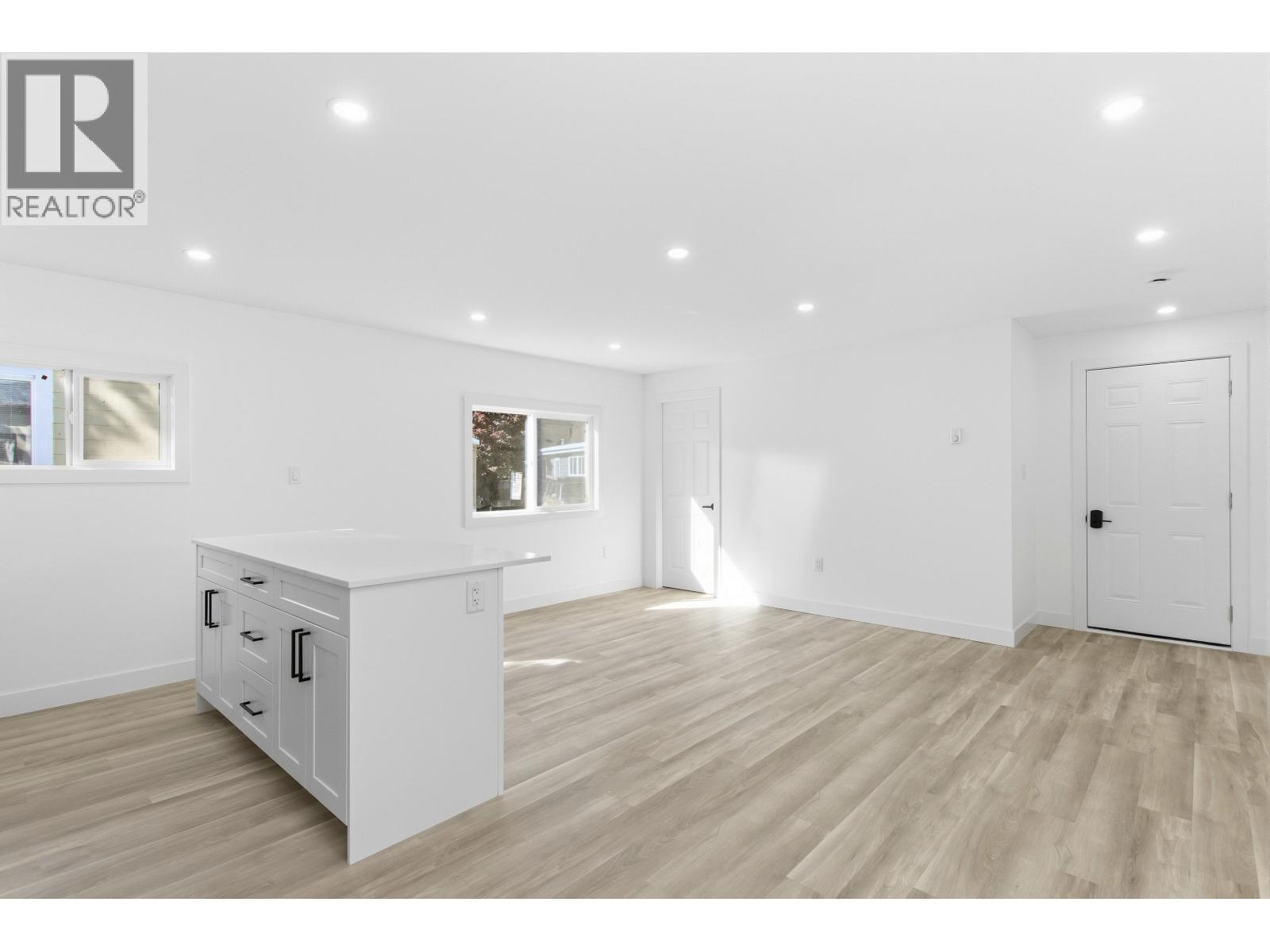 3 39884 Government Road Property Photo 7