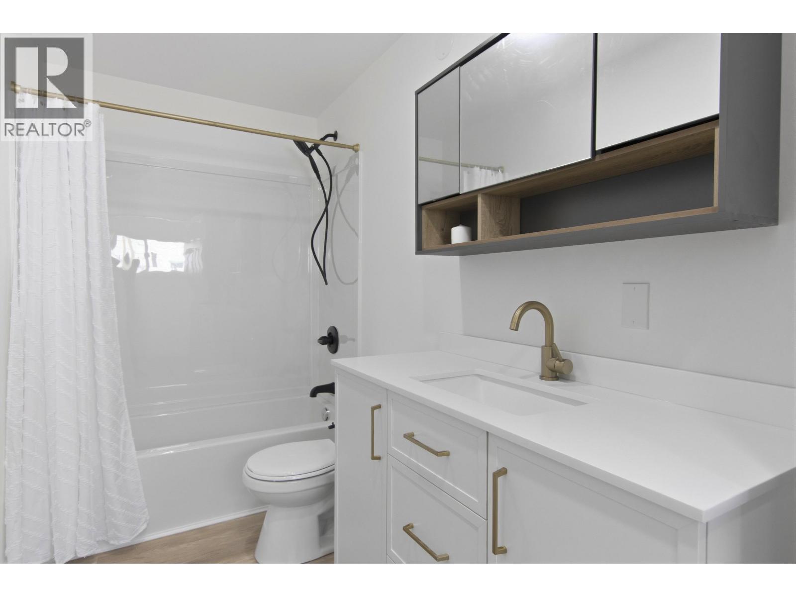 3 39884 Government Road Property Photo 9