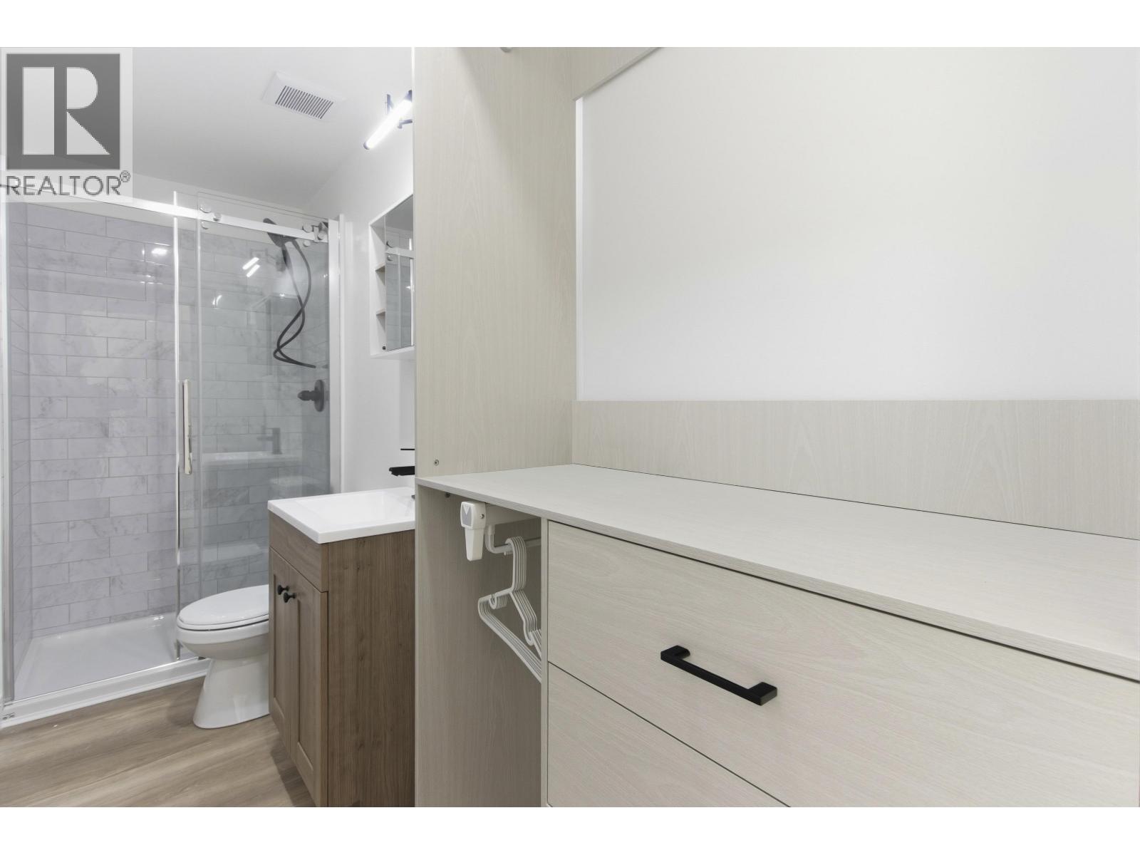 3 39884 Government Road Property Photo 11