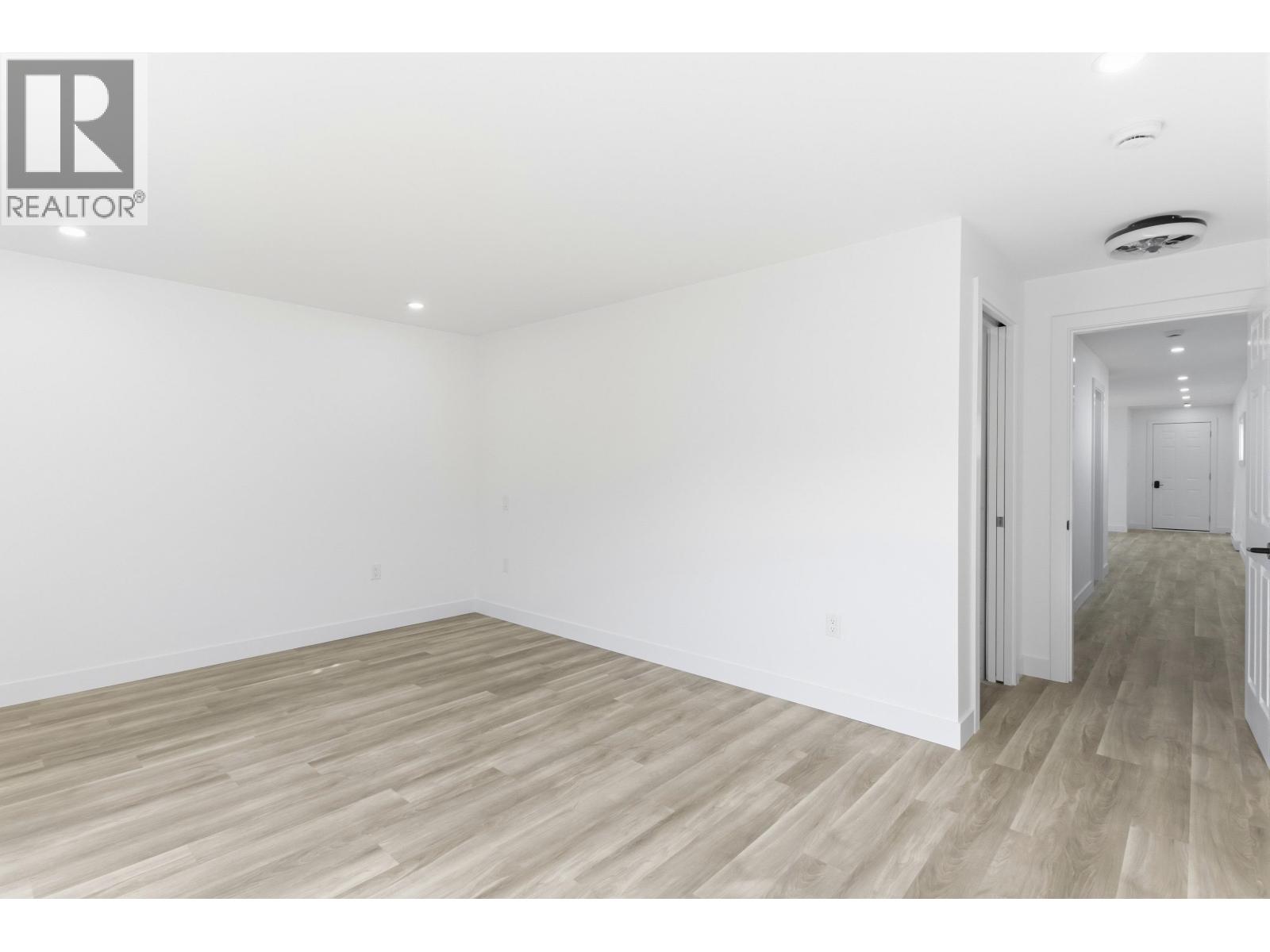 3 39884 Government Road Property Photo 13