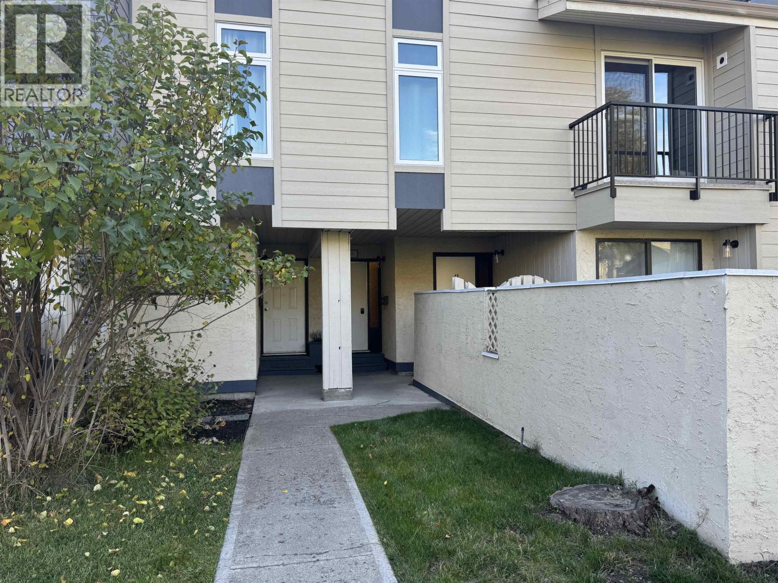 12 800 N Second Avenue Property Photo 2